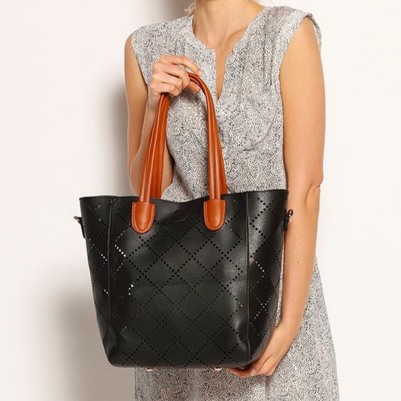 Louenhide Bermuda Tote - Picture 1 of 9